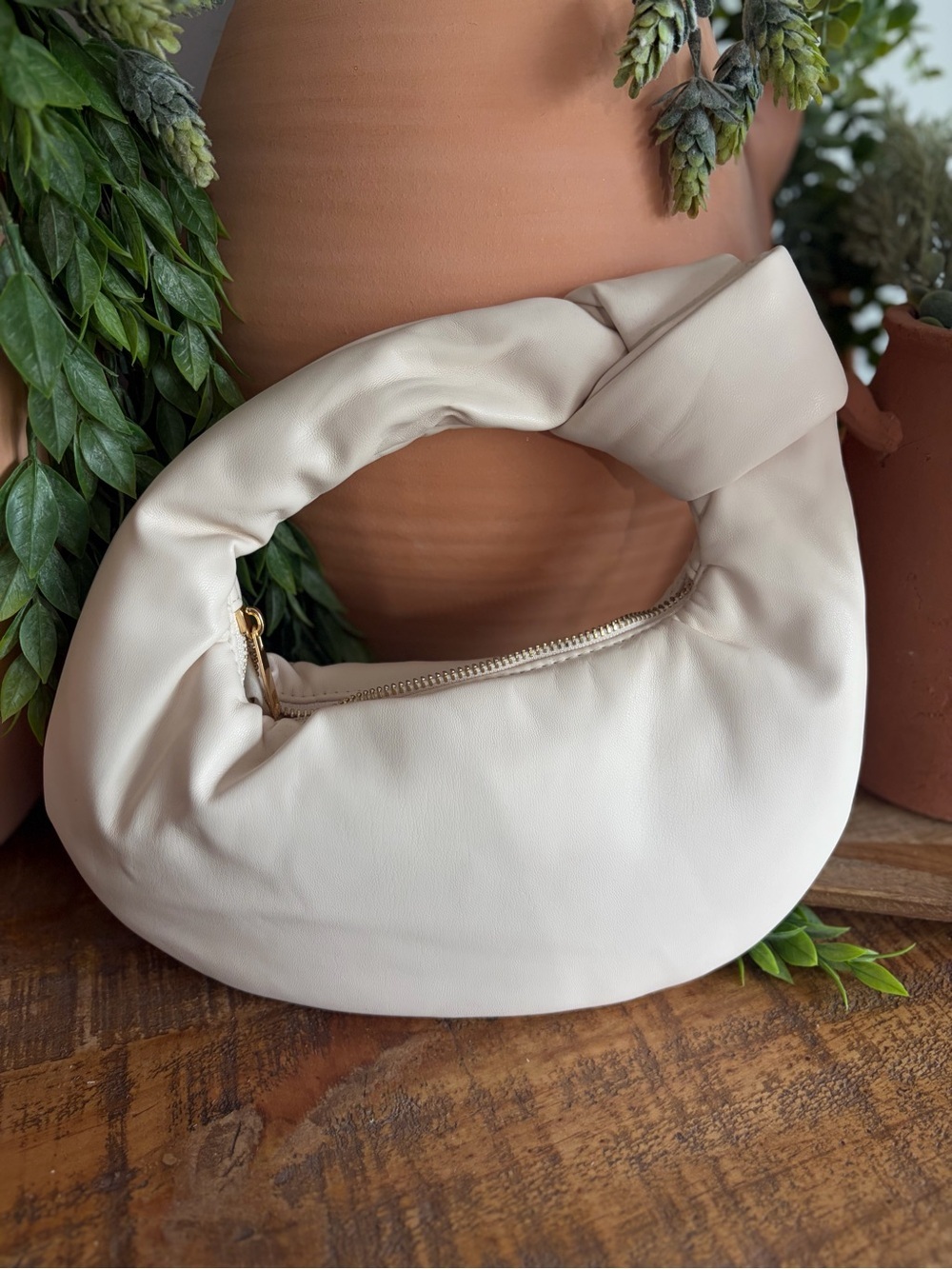 Melie Bianco Cream Soft Knot Handle Women's Shoulder Bag - Picture 4 of 7